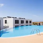 Home2book Stylish Pool & Terrace Apartamento *