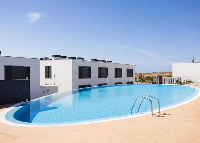 Home2book Stylish Pool & Terrace Apartamento *