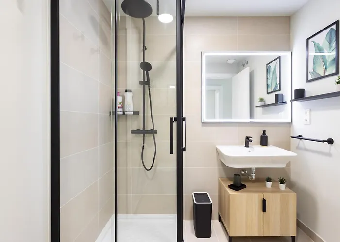 Home2book Stylish Pool & Terrace Apartamento