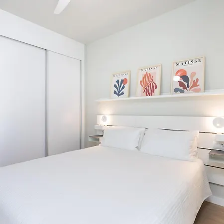 Apartment Home2book Stylish Pool & Terrace