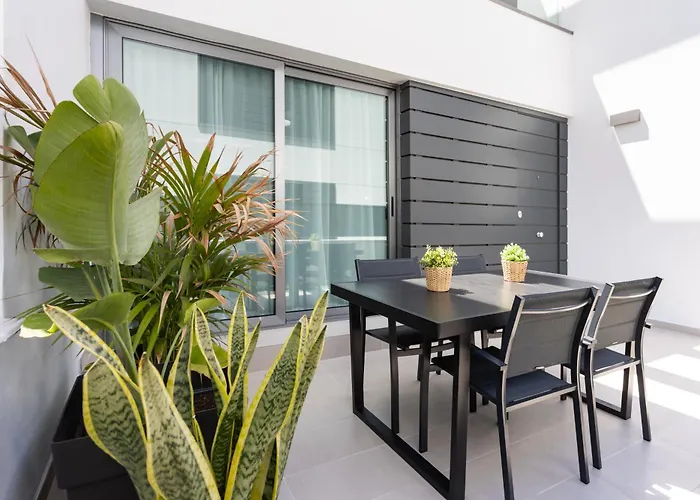 Apartmán Home2book Stylish Pool & Terrace *