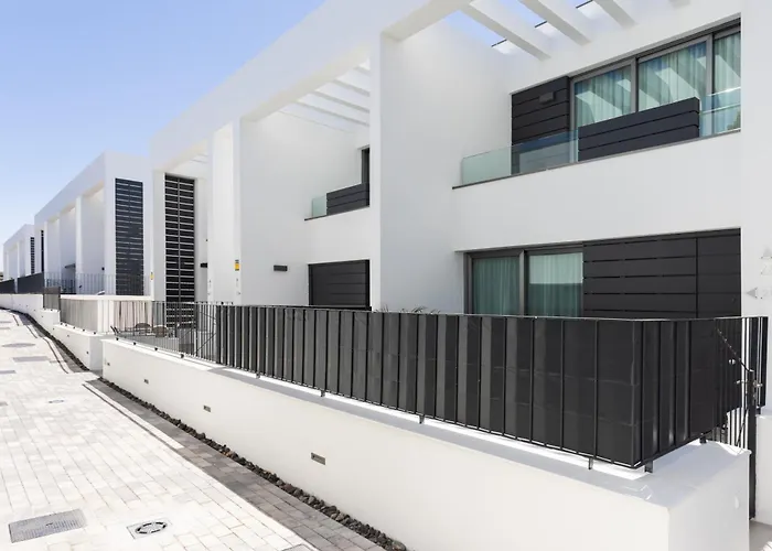 Home2book Stylish Pool & Terrace